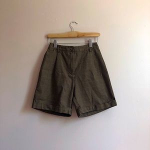 Brandy Melville shorts 🦋